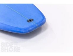 Egg Not - Mid - 7'6" X 21.75" X 2.80" - 51 L - Single US Box + Quad - Blue -Vague Surfing Oceane Boutique egg not mid 76 x 2175 x 280 51 l single us box quad red rusty surfboards 14