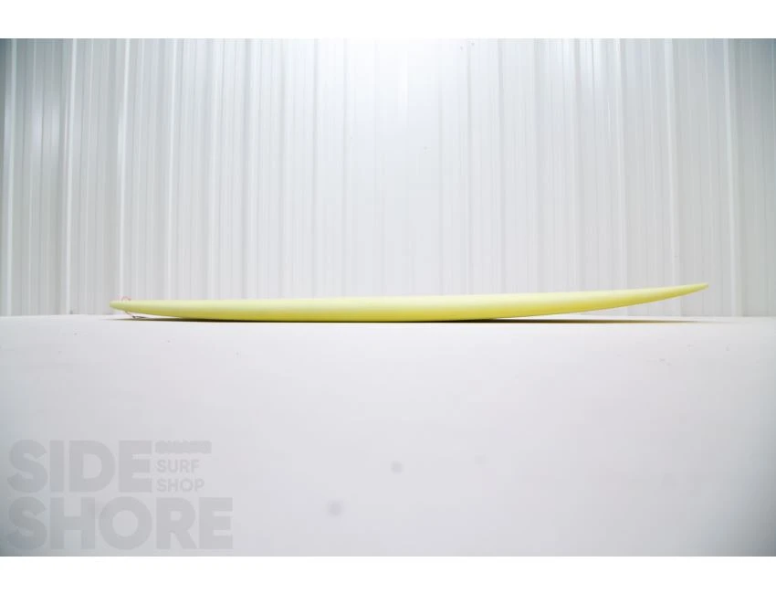 Plus - Yellow - 7'0" X 23" X 3 1/2" - 68 L - Thruster - Futures 7 Plus - Yellow - 7'0" X 23" X 3 1/2" - 68 L - Thruster - Futures – Image 5