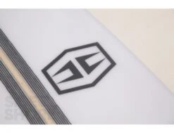 Hurricane The Charger - TWIG - Blanche - 12 Mm Stringer 8'6" X 20" 1/2 X 3"3/8 - 60 L - Combo Future 41 Hurricane The Charger - TWIG - Blanche - 12 Mm Stringer 8'6" X 20" 1/2 X 3"3/8 - 60 L - Combo Future -Vague Surfing Oceane Boutique the charger twig 12 mm stringer 86 x 20 58 x 338 61 l combo future hurricane 19